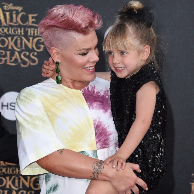 Acá te dejamos la letra completa de What About Us de Pink